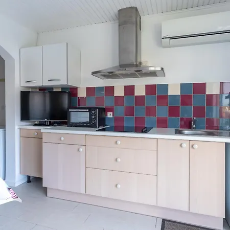 Maison Calme 3 Pers. Proche & Ocean, Terrasse & Bbq - Fr-1-50-147 Feriehus